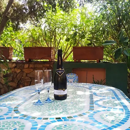 Semesterbostad Milena Villasimius, Wifi Gratuito, Ampio Giardino A 300 M Dal Mare