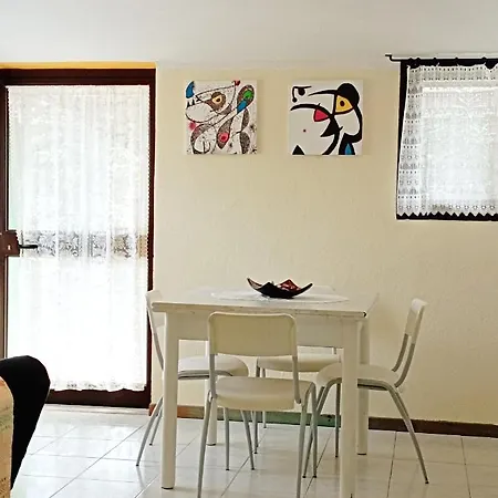 Semesterbostad Milena Villasimius, Wifi Gratuito, Ampio Giardino A 300 M Dal Mare *